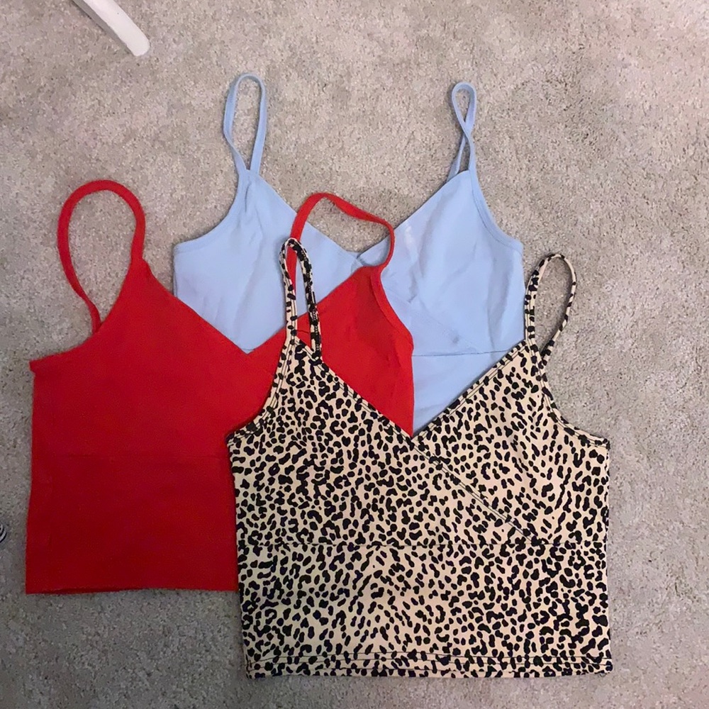 SHEIN Cropped Tank Tops